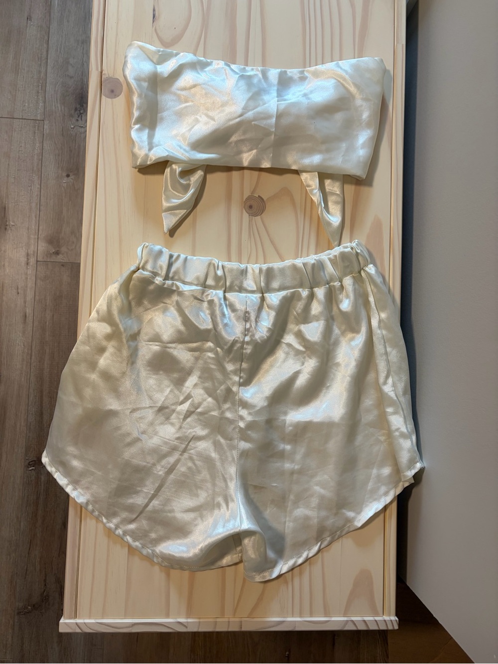 O-Mighty Satin Set - Picture 2 of 4